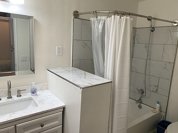 5th image of 1738 E Avenida De Las Flores