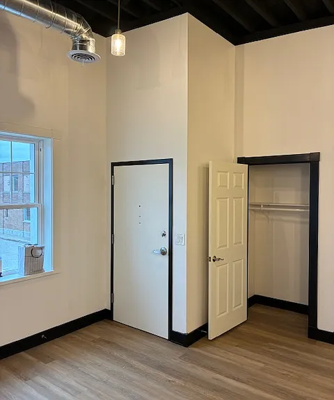 37 McCollum St #2 — Photo 9