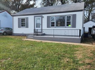 4049 Ashby Rd, Saint Ann, MO 63074