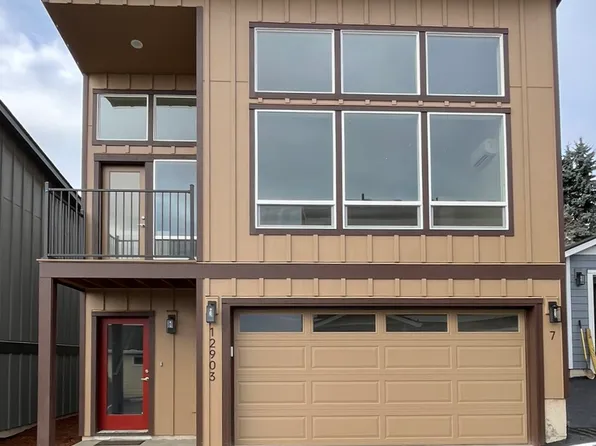 12903 SE Ridgecrest Rd, Happy Valley, OR 97086