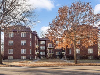 125 Lexington Pkwy S APT 5, Saint Paul, MN, 55105