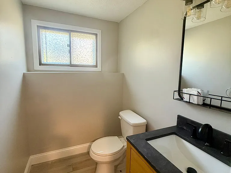 24051 Russell Ave — Photo 22