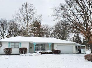 2 Nolen Dr, Decatur, IL 62521