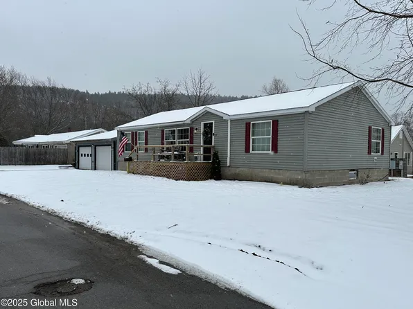 22 The Portage, Ticonderoga, NY 12883