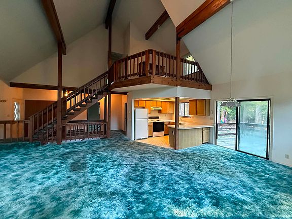 4th image of 1690 Silver Fox Ln