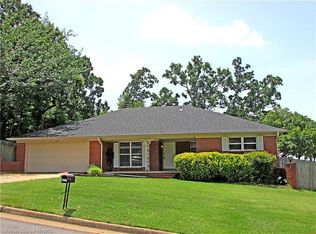 7000 Riviera Dr, Fort Smith, AR 72903