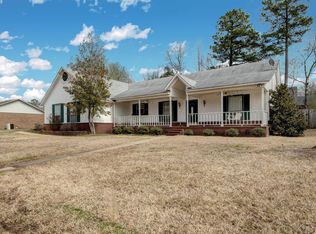 1719 Regency Dr, Malvern, AR 72104