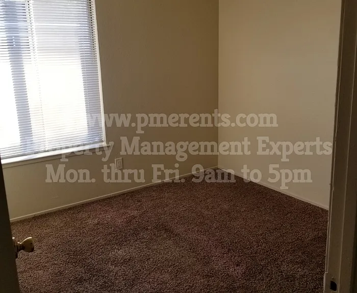 3016 Snowberry Ln — Photo 6