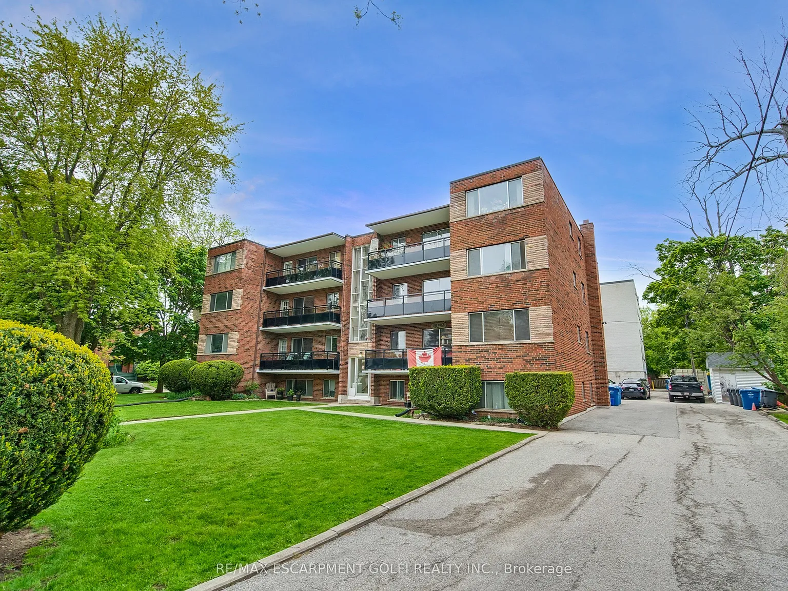 2 bed, $2,000 — Photo 2