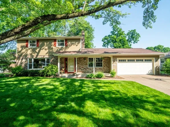1320 Bradley Avenue, Eau Claire, WI 54701