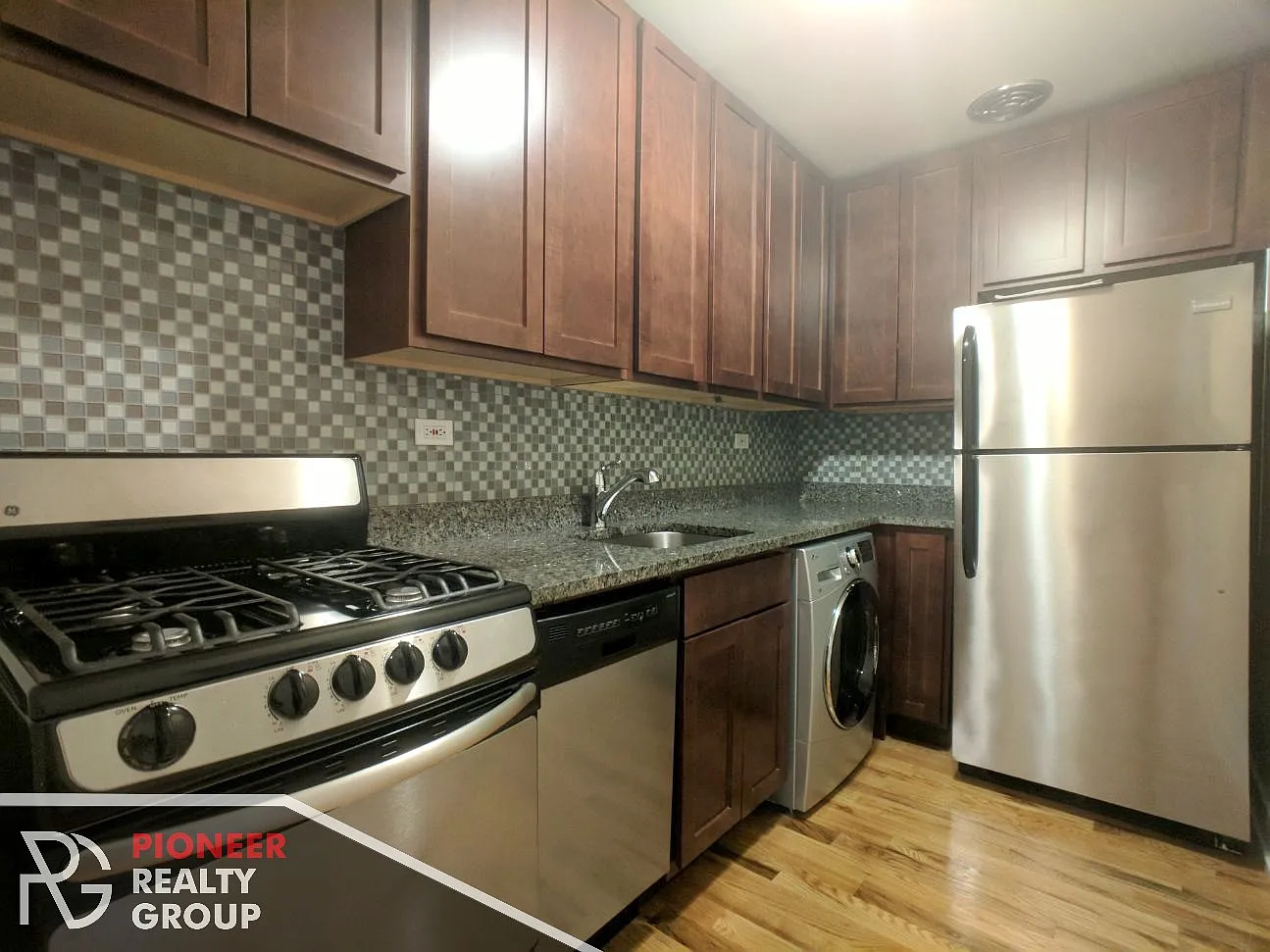 1 bed, 700 sqft, $2,550 — Photo 4