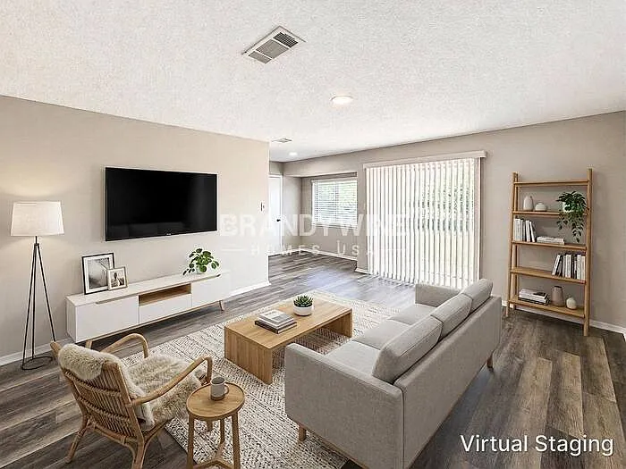3 bed, 2.0 bath, 1118 sqft, $1,850 — Photo 3
