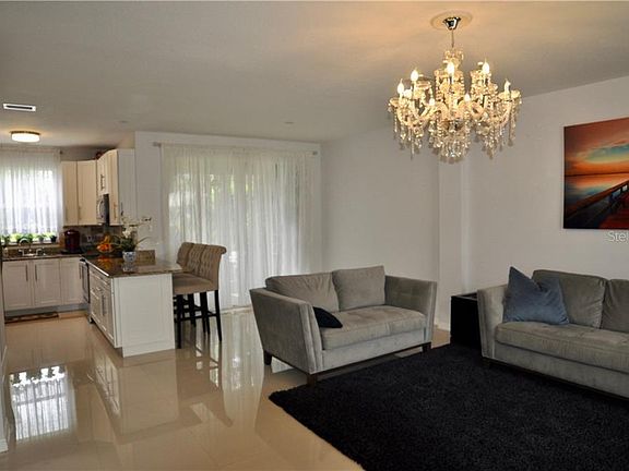 3rd image of 12467 Country White Cir