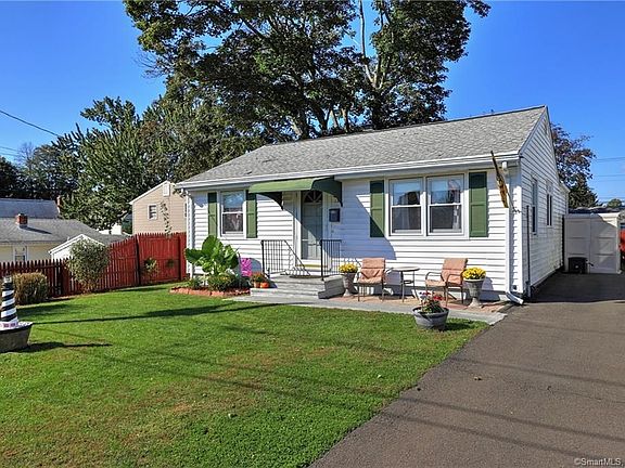 Very well maintained inside & out!