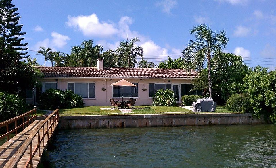 1st image of 7901 Causeway Blvd N