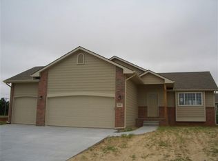 619 Allison Dr, Cheney, KS 67025