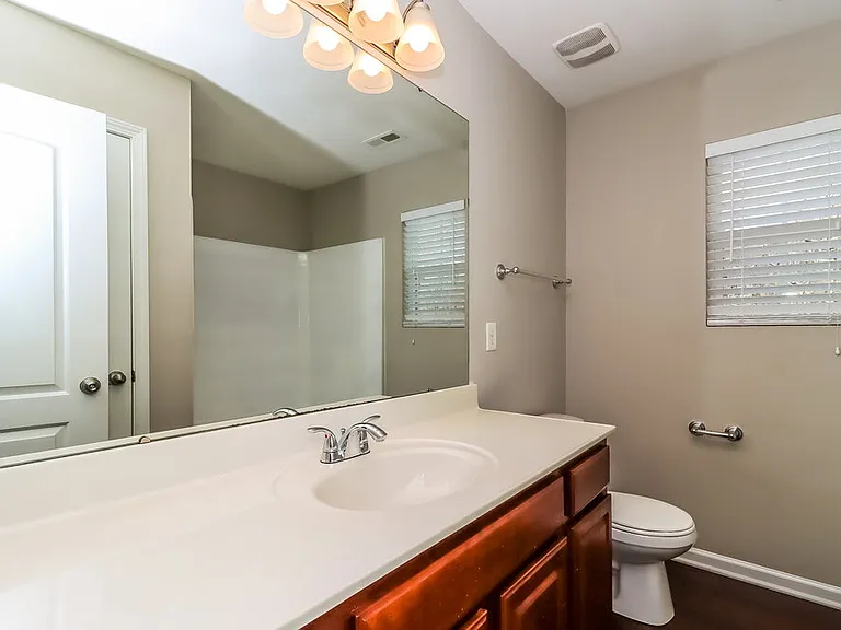 6805 Fawn View Dr — Photo 12