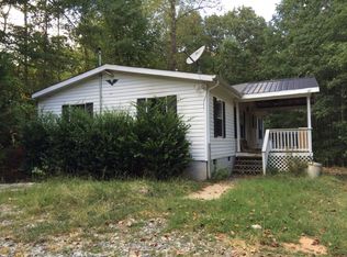 761 River Rd, Cleveland, GA 30528