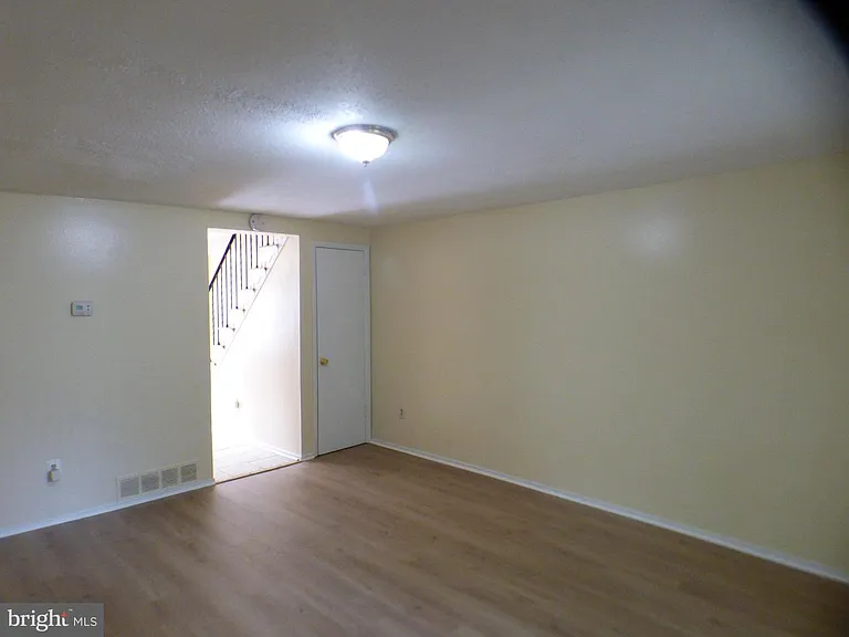 1769 Village Green Dr #Y-82 — Photo 10