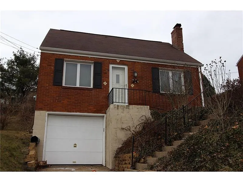 946 Goldenrod St photo 1