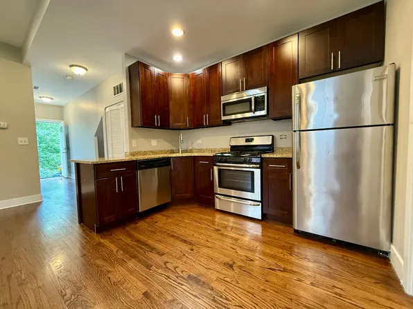 1508 West Chestnut Street, 1508 W Chestnut St APT 1F, Chicago, IL 60642