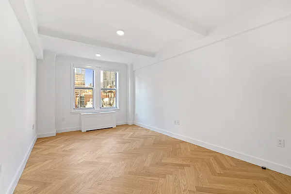 Rented by Compass | media 7