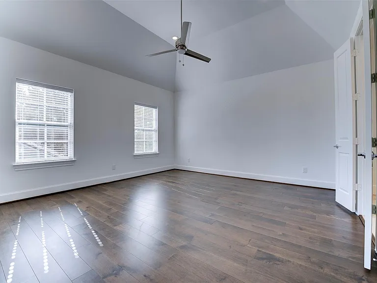 4947 Rusk St — Photo 15