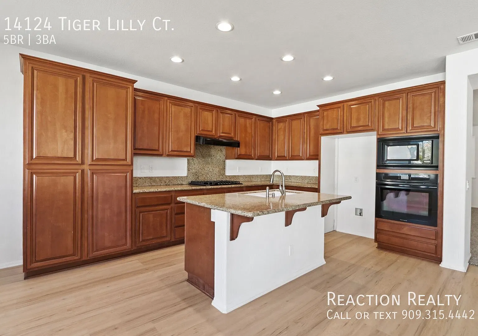 Available Now For Lease! Corona 5 Bedrooms | 3 Bathrooms — Photo 3
