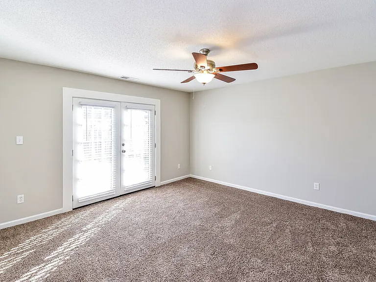 7296 Green Ash Dr — Photo 11