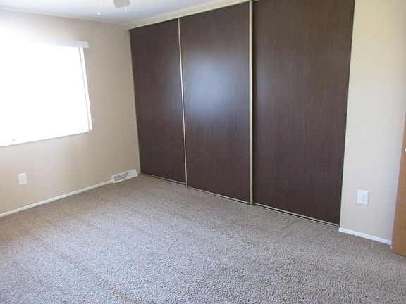 5th image of 23520 Denton St #183