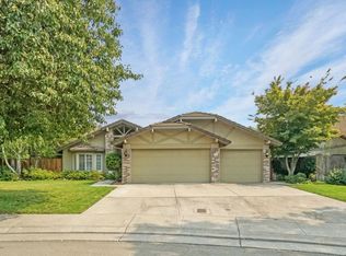9248 Twin Brooks Ln, Stockton, CA 95219