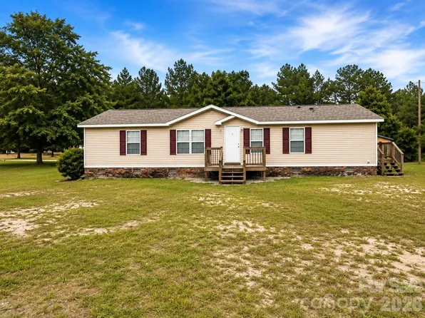 160 Tabernacle Church Rd, Mc Bee, SC 29101