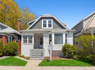 2225 Emerson St, Evanston, IL 60201