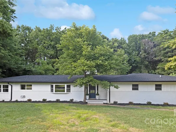 6615 Terry Ln, Charlotte, NC 28215