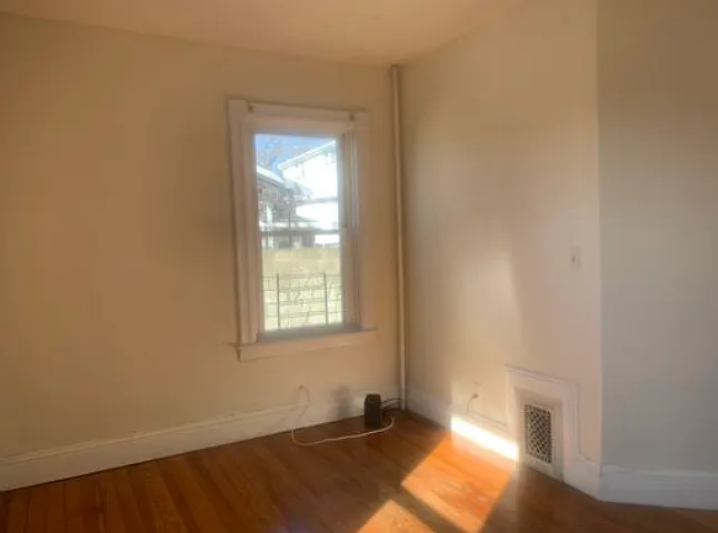 42A Carrington Ave — Photo 7