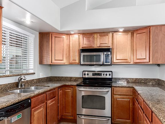 3rd image of 4637 E GRANADA Road