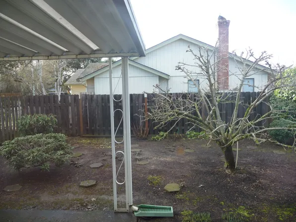 4687 Skyflower St NE, Salem, OR 97301