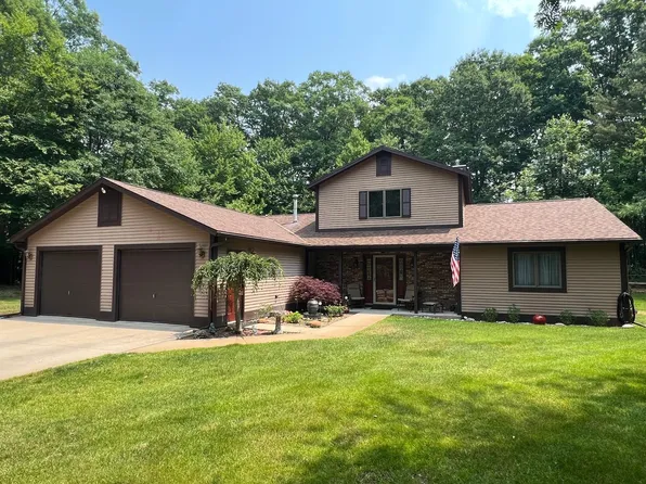 1496 N Marilyn Ave, Ludington, MI 49431