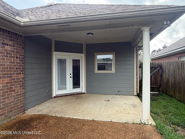 716 Hartwood Cv — Photo 22