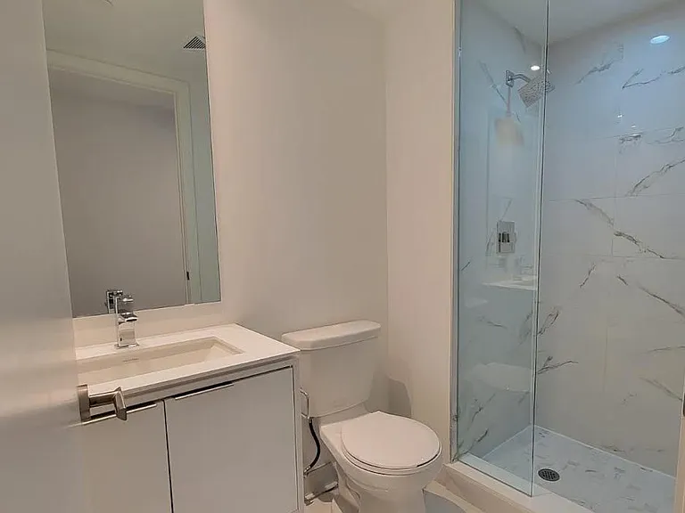 77 Shuter St #1810 — Photo 2