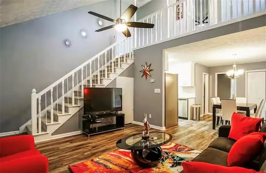 2 bed, 2.0 bath, $2,195 — Photo 4