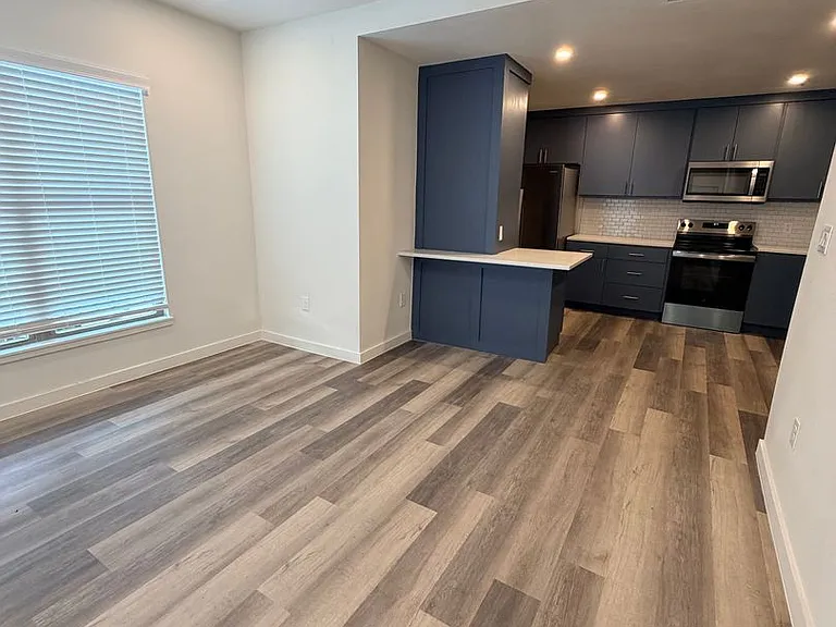 108 Beatrice Ave — Photo 12