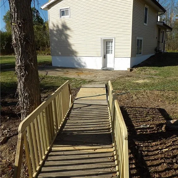 10332 Transit Rd — Photo 10