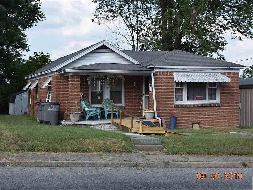 1st image of 425 W Housman St