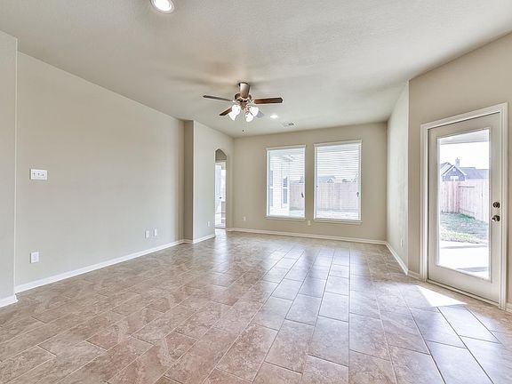 4th image of 18611 Windy Knoll Way