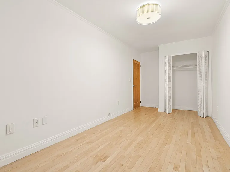 228 W 138th St #1 — Photo 7