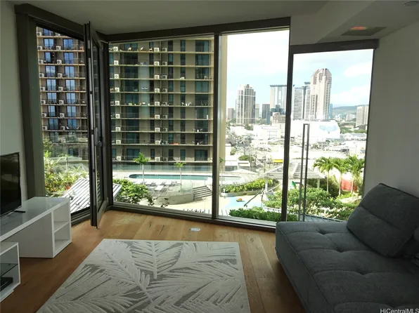 1001 Queen St #911, Honolulu, HI 96814