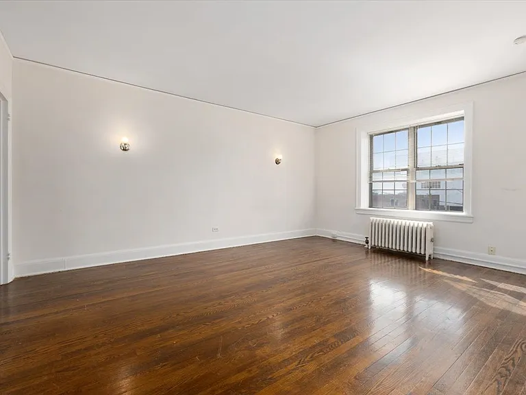 20 Spring St #C4 — Photo 7