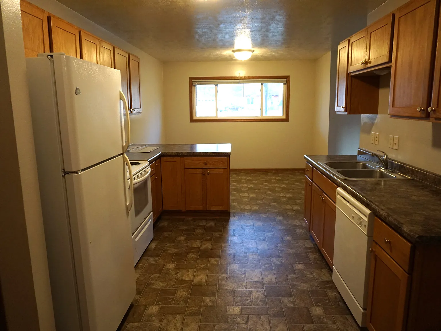 2 bed, 1066 sqft, $1,000 — Photo 3