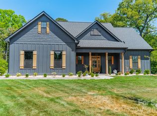 5201 Meadowland Pkwy, Monroe, NC 28112